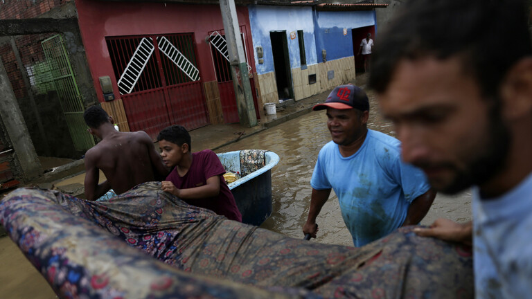 البرازيل.. فيضانات عارمة تمتد إلى 116 مدينة