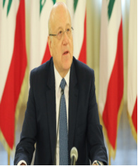 رئيس الوزراء اللبناني يعرب عن أمله بحل الأزمة السياسية في العام الجديد
